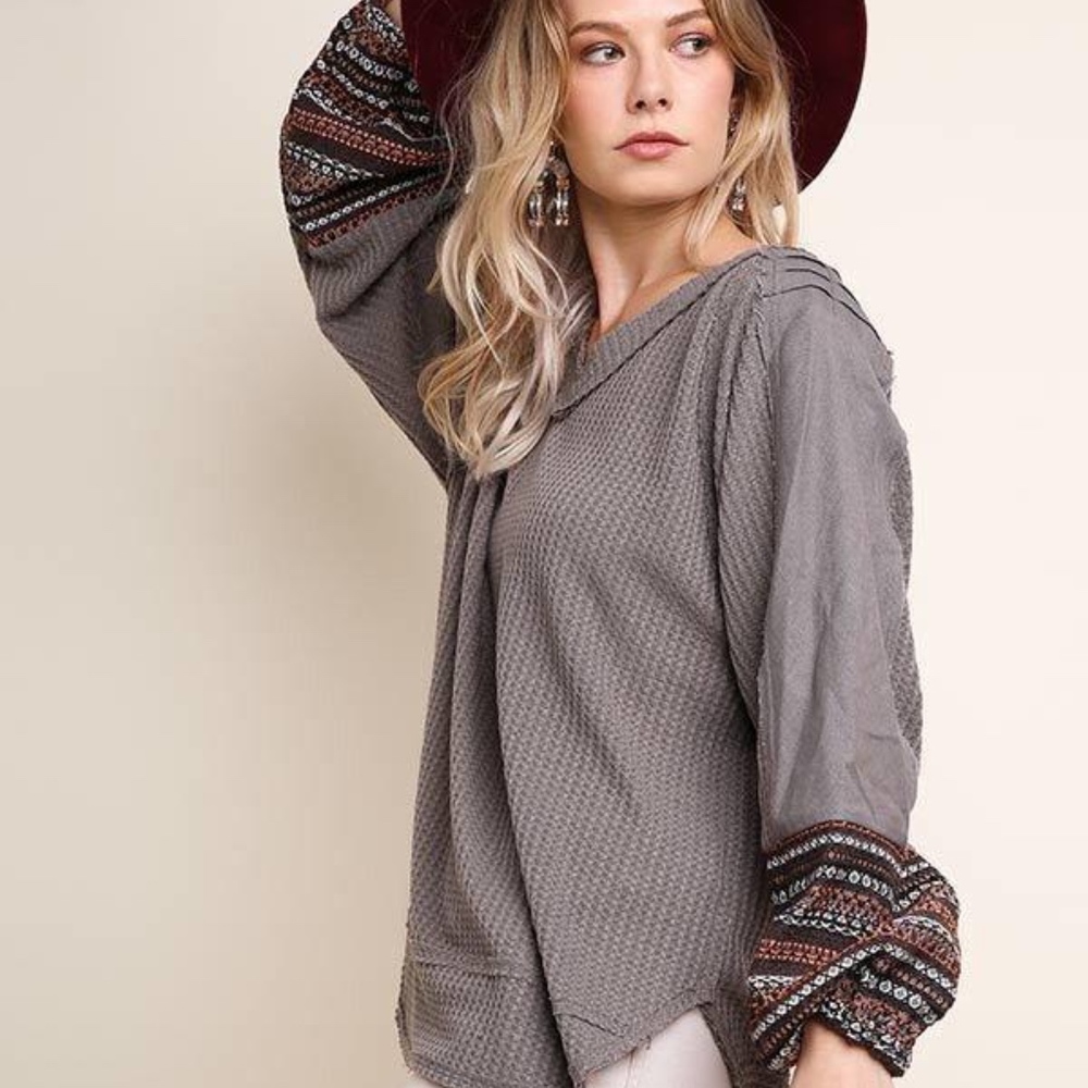 Thermal Balloon Sleeve Embroidered Top - Picture 4 of 5